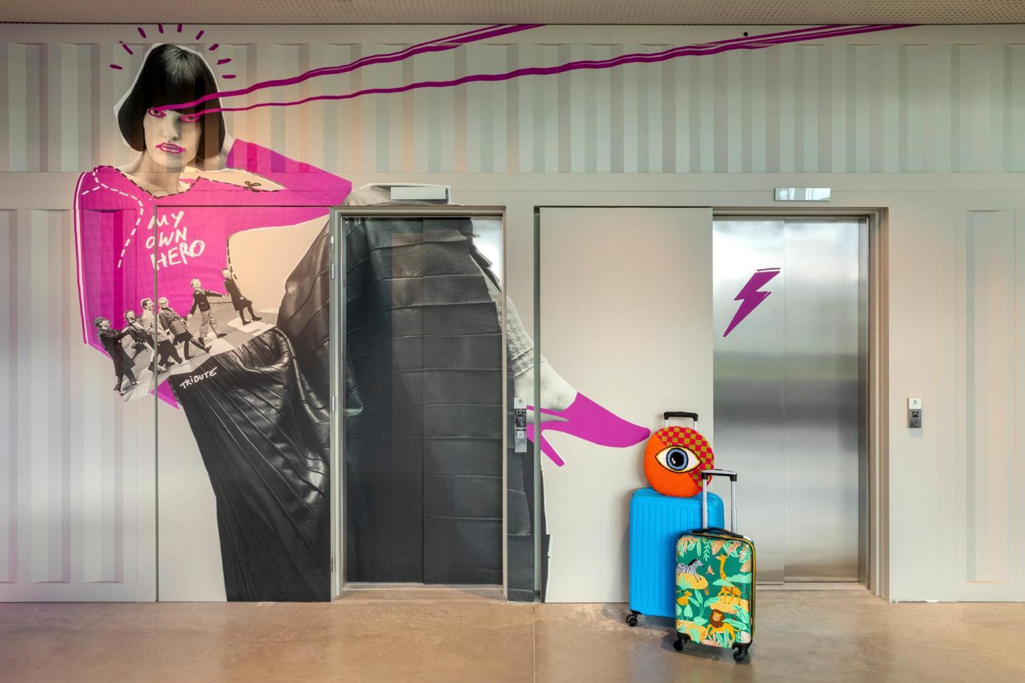 Hotel Moxy Anvers Extérieur photo
