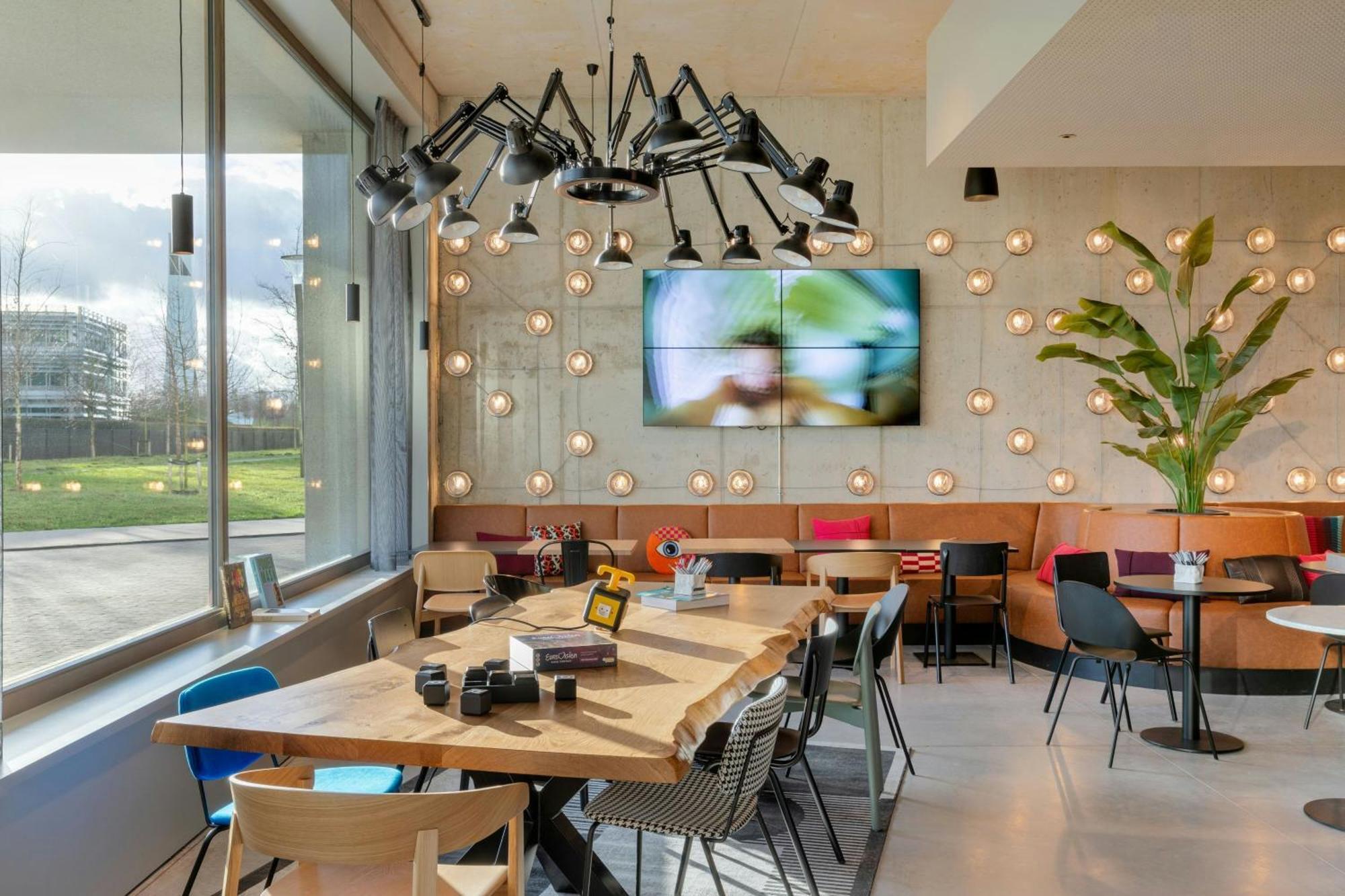 Hotel Moxy Anvers Extérieur photo