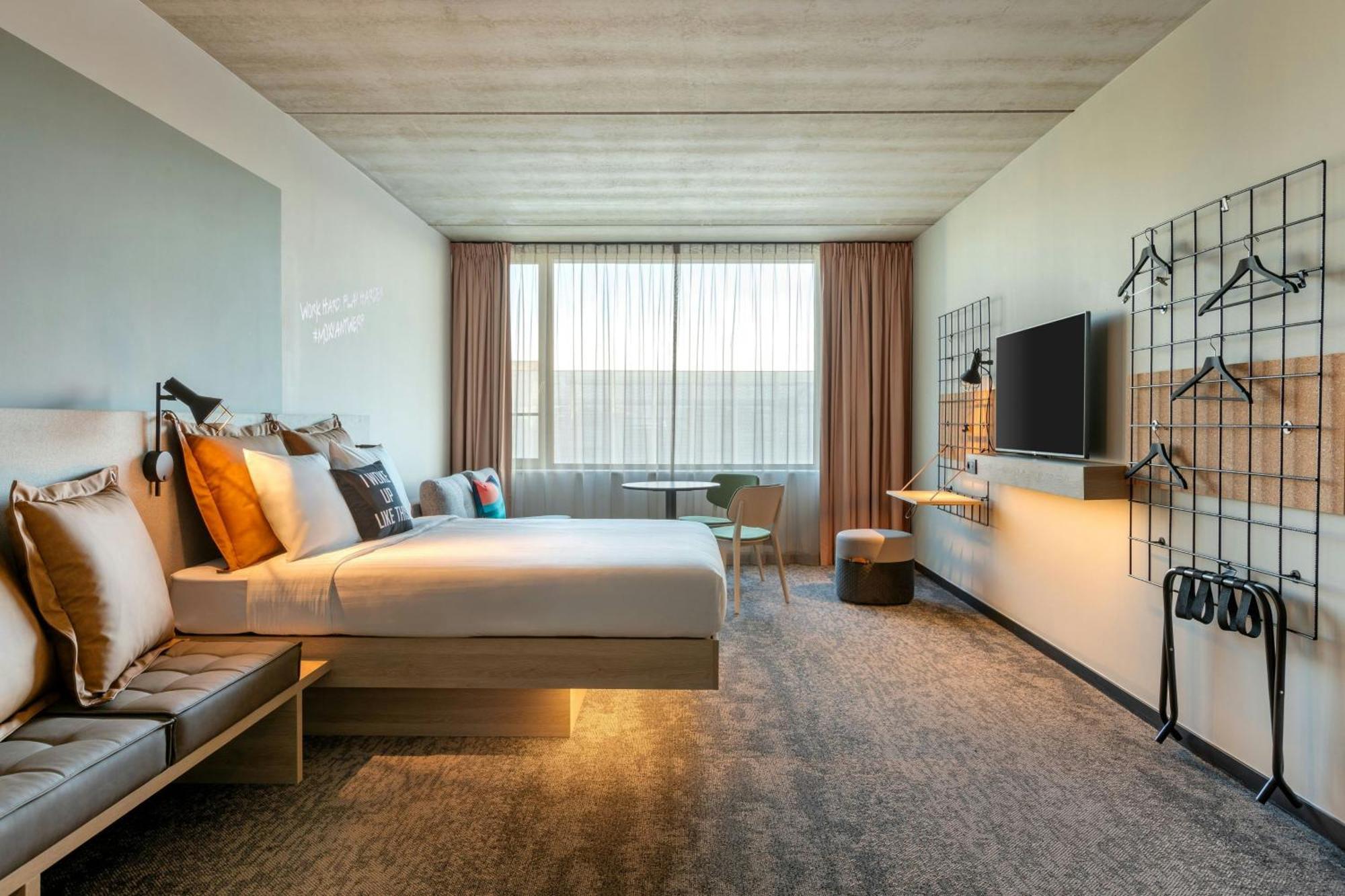 Hotel Moxy Anvers Extérieur photo