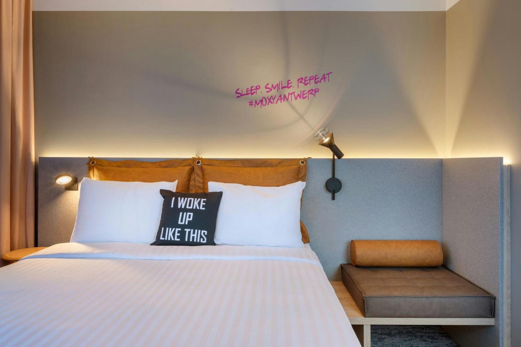 Hotel Moxy Anvers Extérieur photo