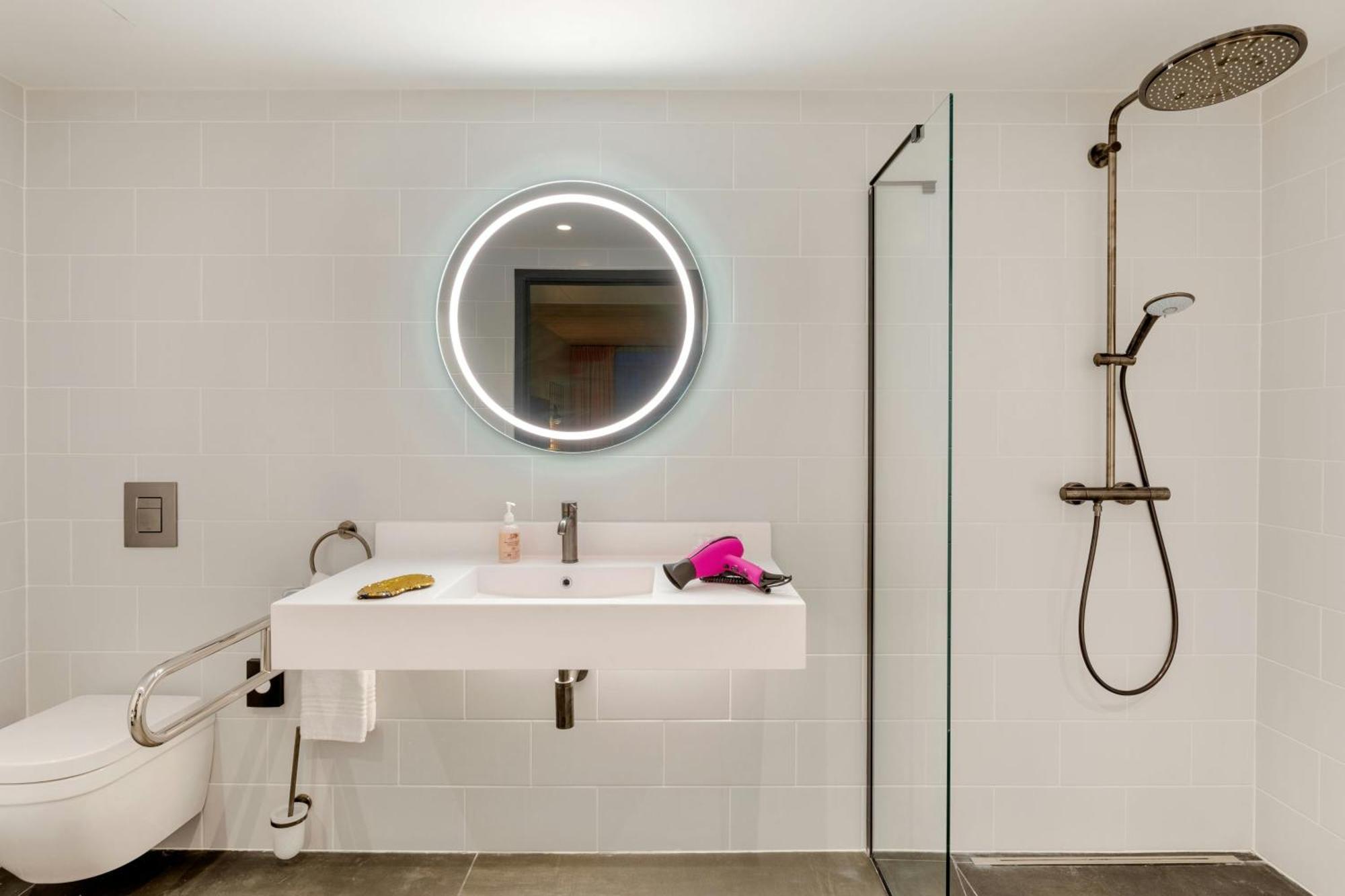 Hotel Moxy Anvers Extérieur photo