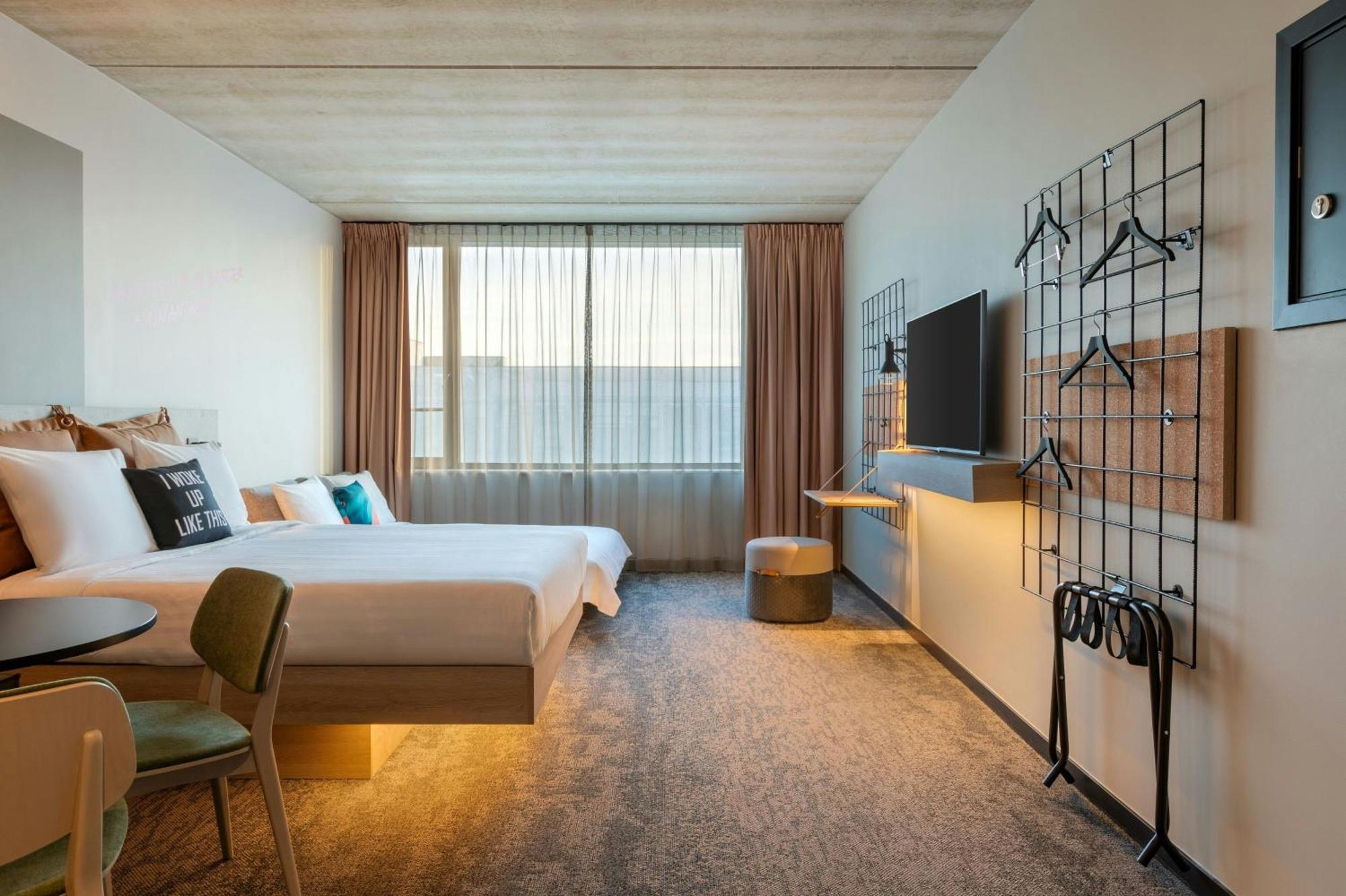 Hotel Moxy Anvers Extérieur photo