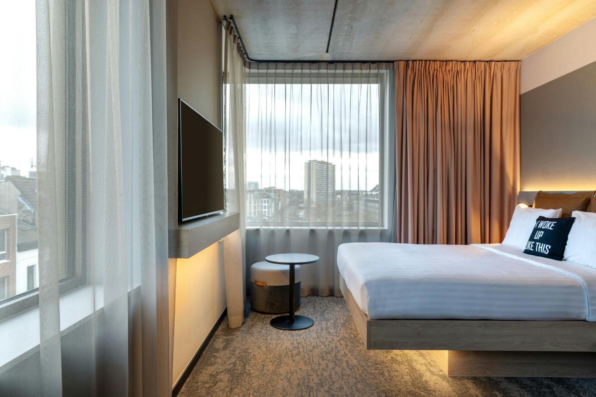 Hotel Moxy Anvers Extérieur photo
